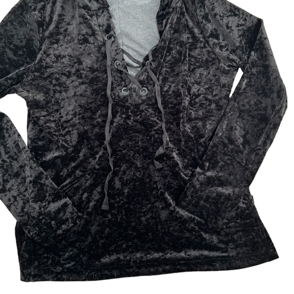JUICY COUTURE Women's Y2K Black Velour Pullover Sweatshirt ~ Ladies Size Small - Picture 3 of 8